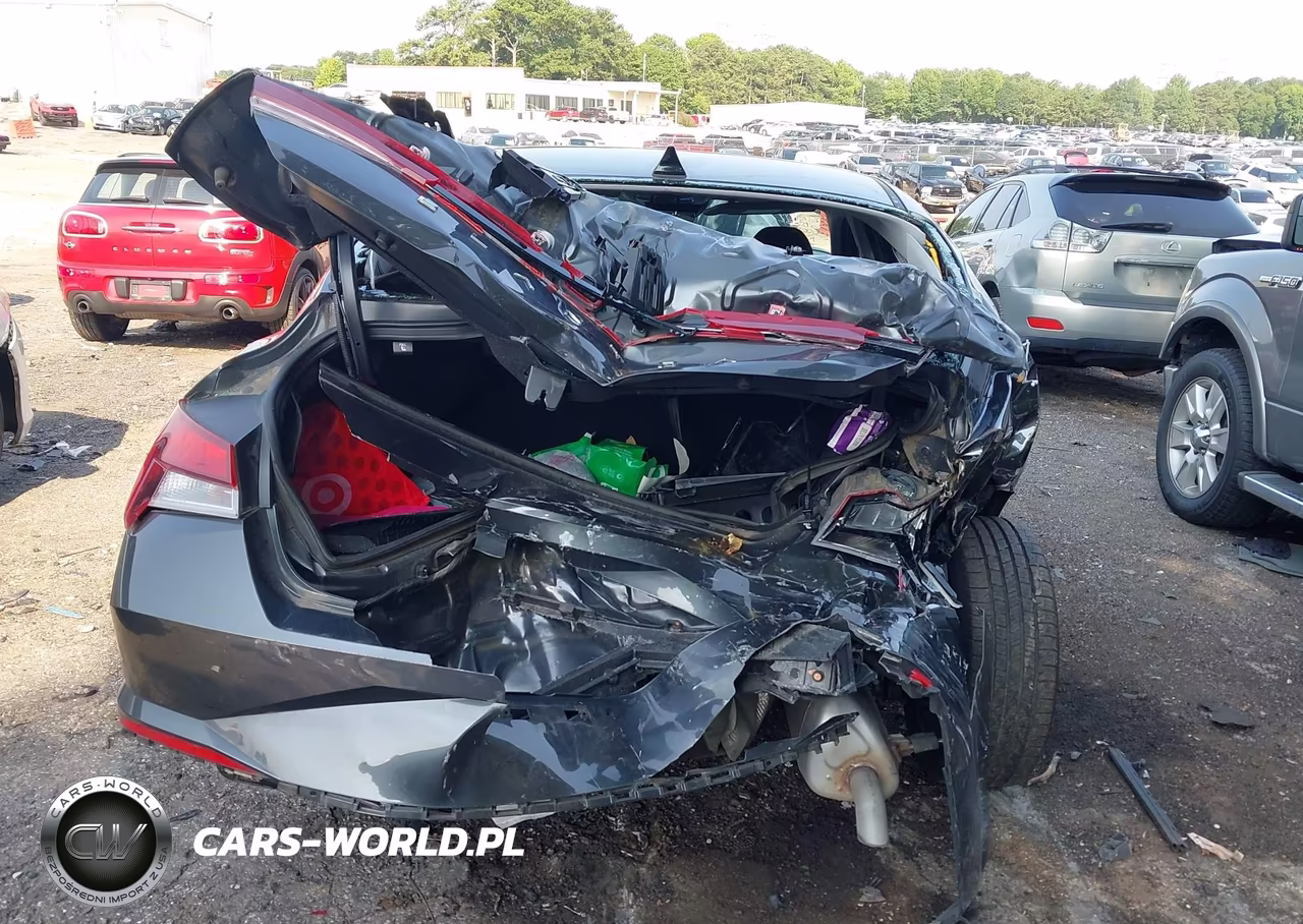 2023 Hyundai Elantra Sel VIN:5NPLM4AG8PH110358 - 6