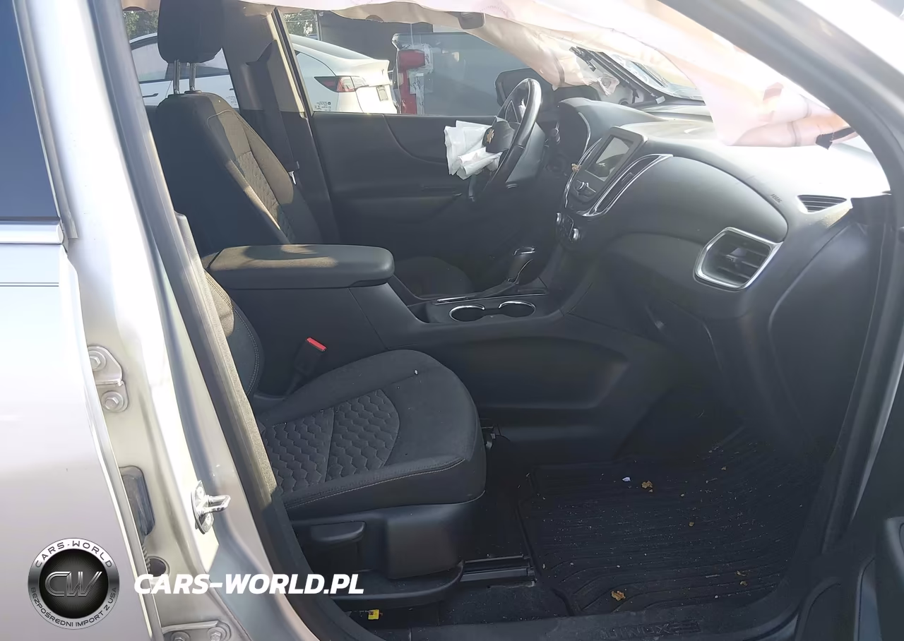 2019 Chevrolet Equinox Lt VIN:3GNAXUEV1KS604543 - 5