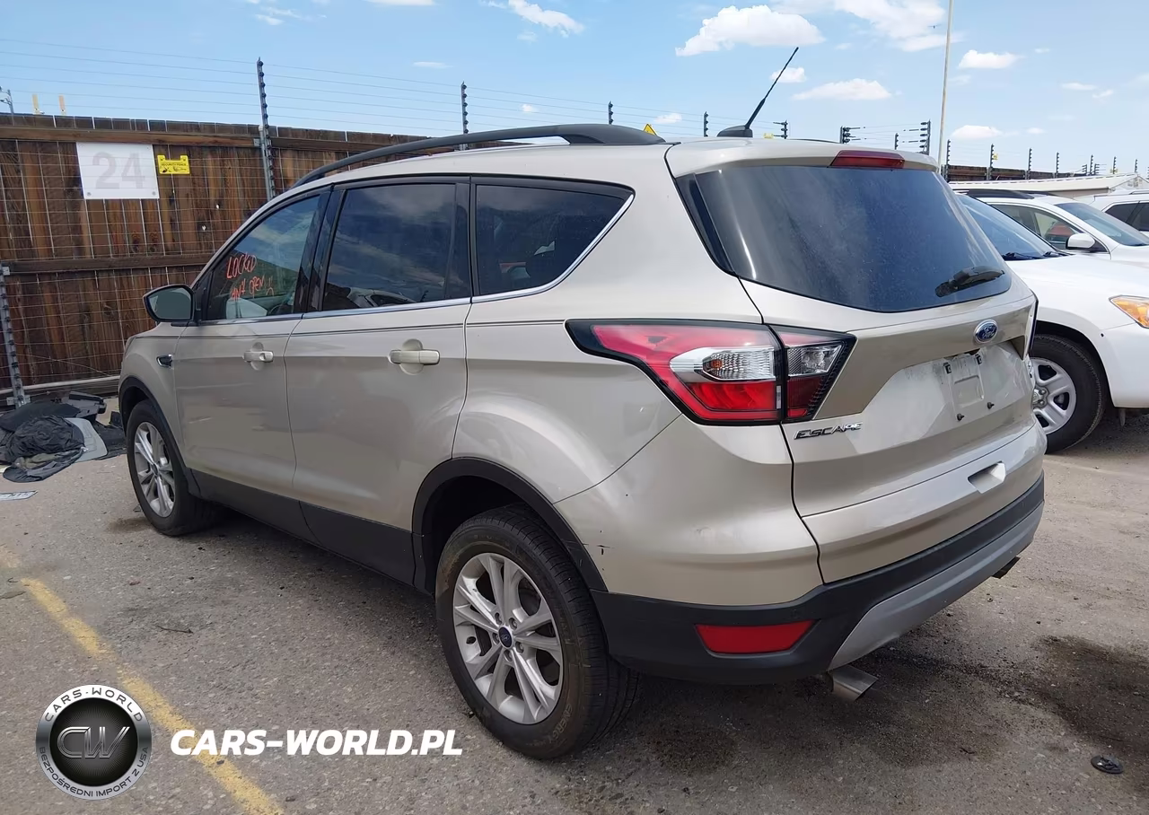 2017 Ford Escape Se VIN:1FMCU9GD2HUD17325 - 3
