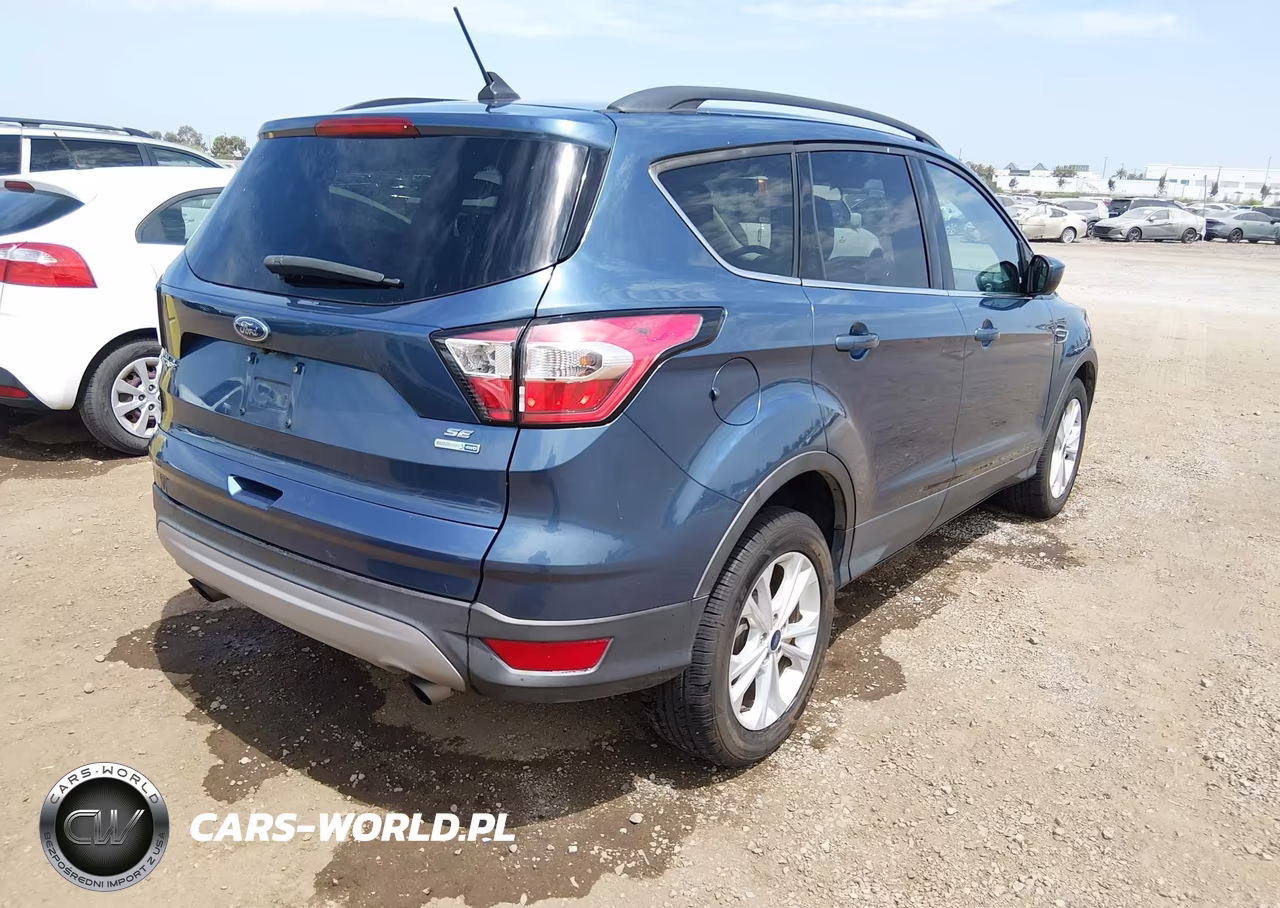 2018 Ford Escape Se VIN:1FMCU9GD4JUB44185 - 4