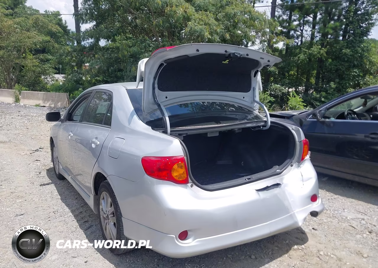 2010 Toyota Corolla S VIN:2T1BU4EE8AC486945 - 3