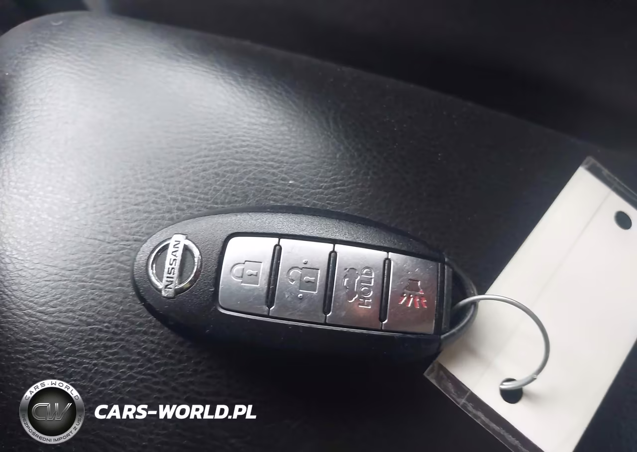 2017 Nissan Sentra Sr VIN:3N1AB7AP9HY320487 - 11