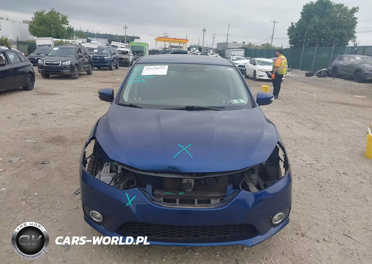 2017 Nissan Sentra Sr VIN:3N1AB7AP9HY320487 - 13