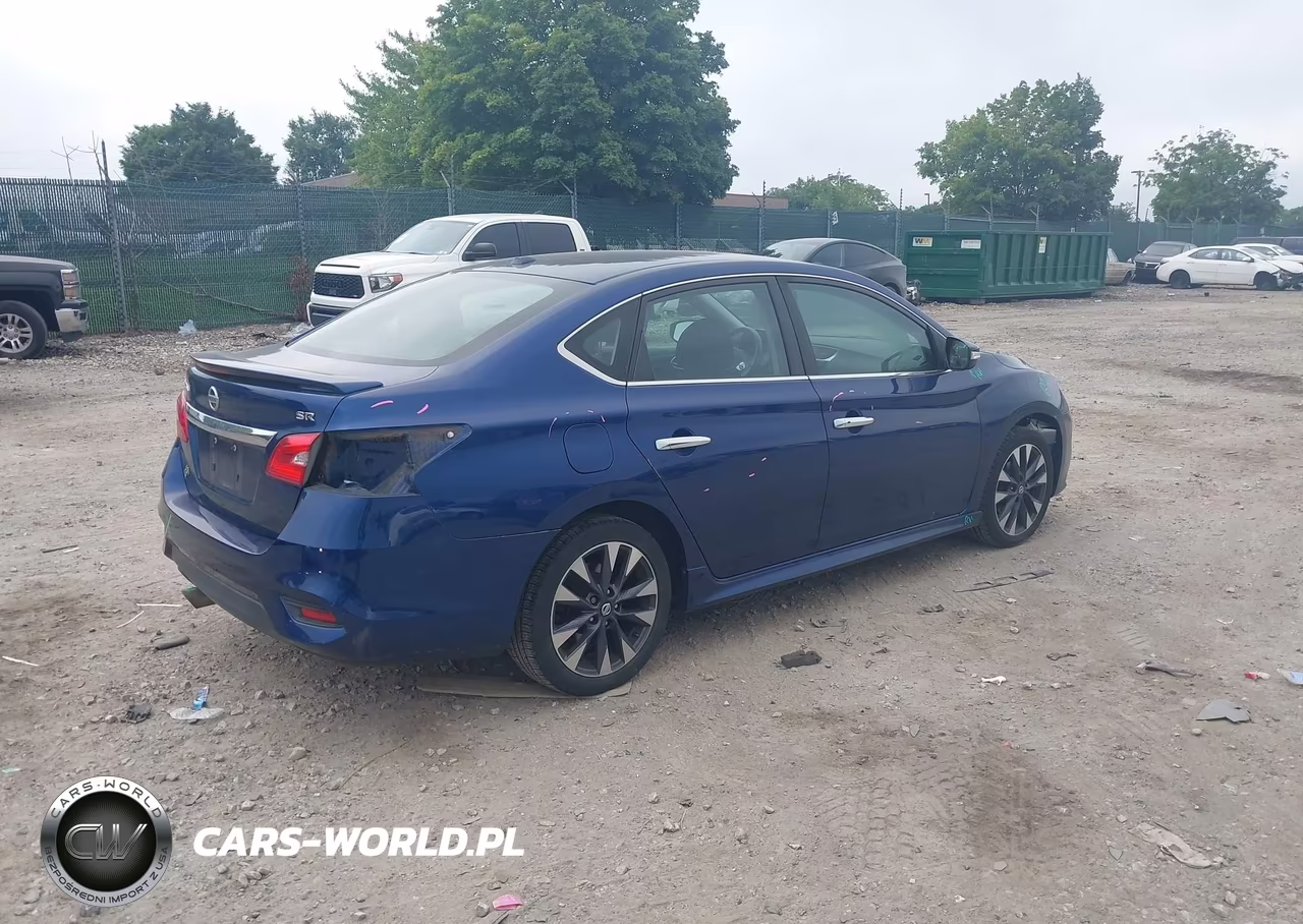 2017 Nissan Sentra Sr VIN:3N1AB7AP9HY320487 - 4