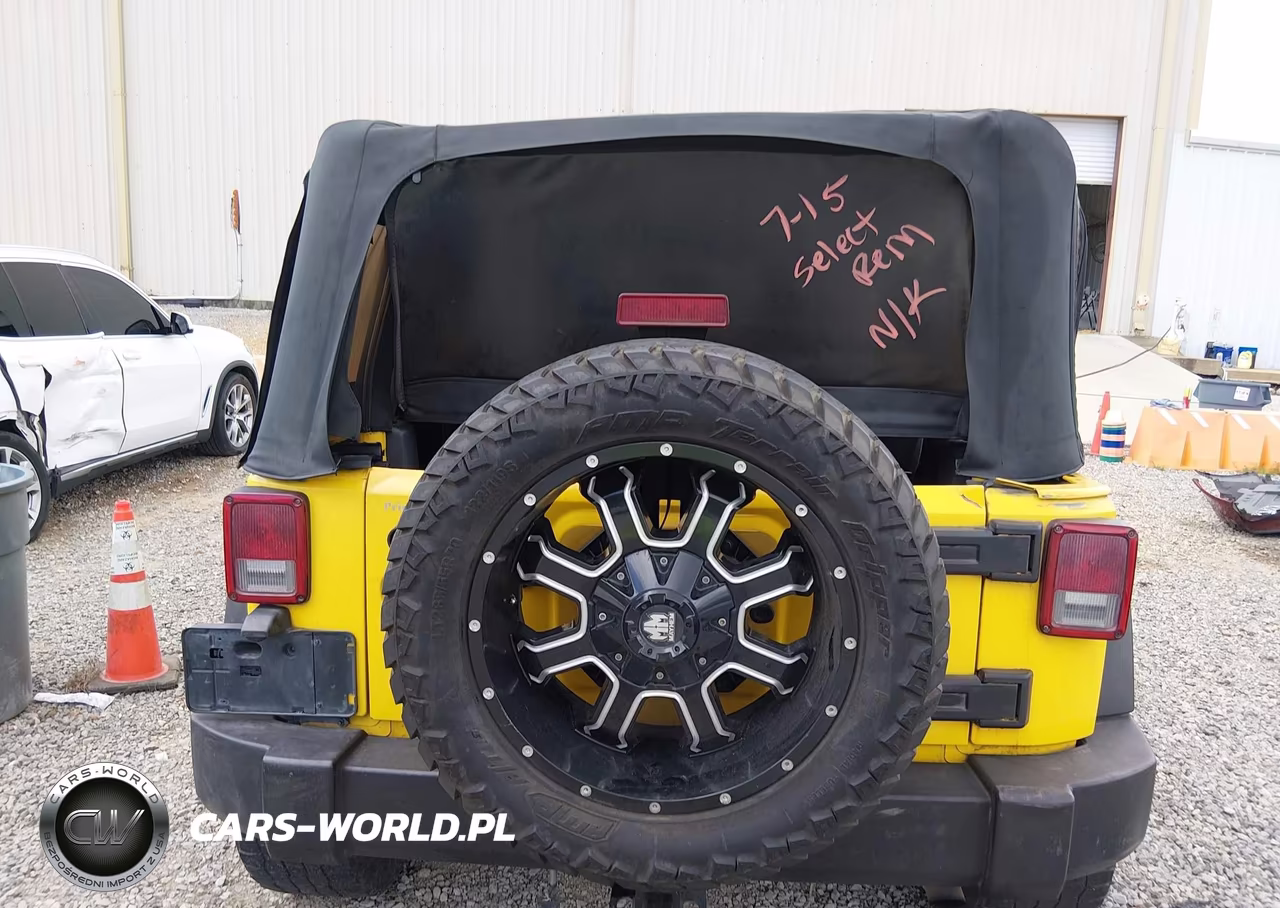 2008 Jeep Wrangler Unlimited X VIN:1J4GA39118L622538 - 16