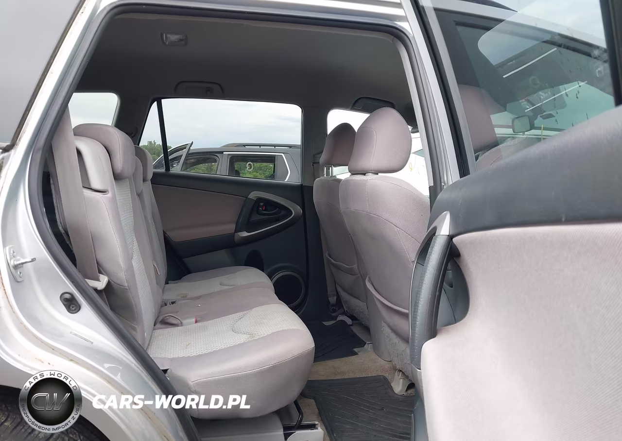 2007 Toyota Rav4 VIN:JTMBD33V675058262 - 8