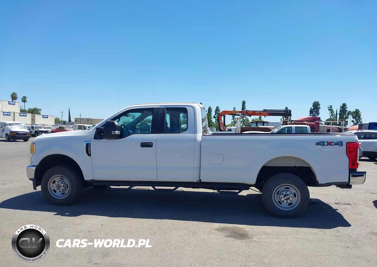 2017 Ford F-250 Xl VIN:1FT7X2B6XHEE15056 - 14