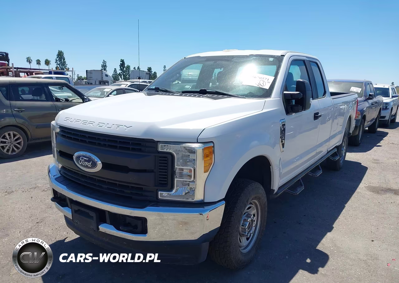 2017 Ford F-250 Xl VIN:1FT7X2B6XHEE15056 - 2