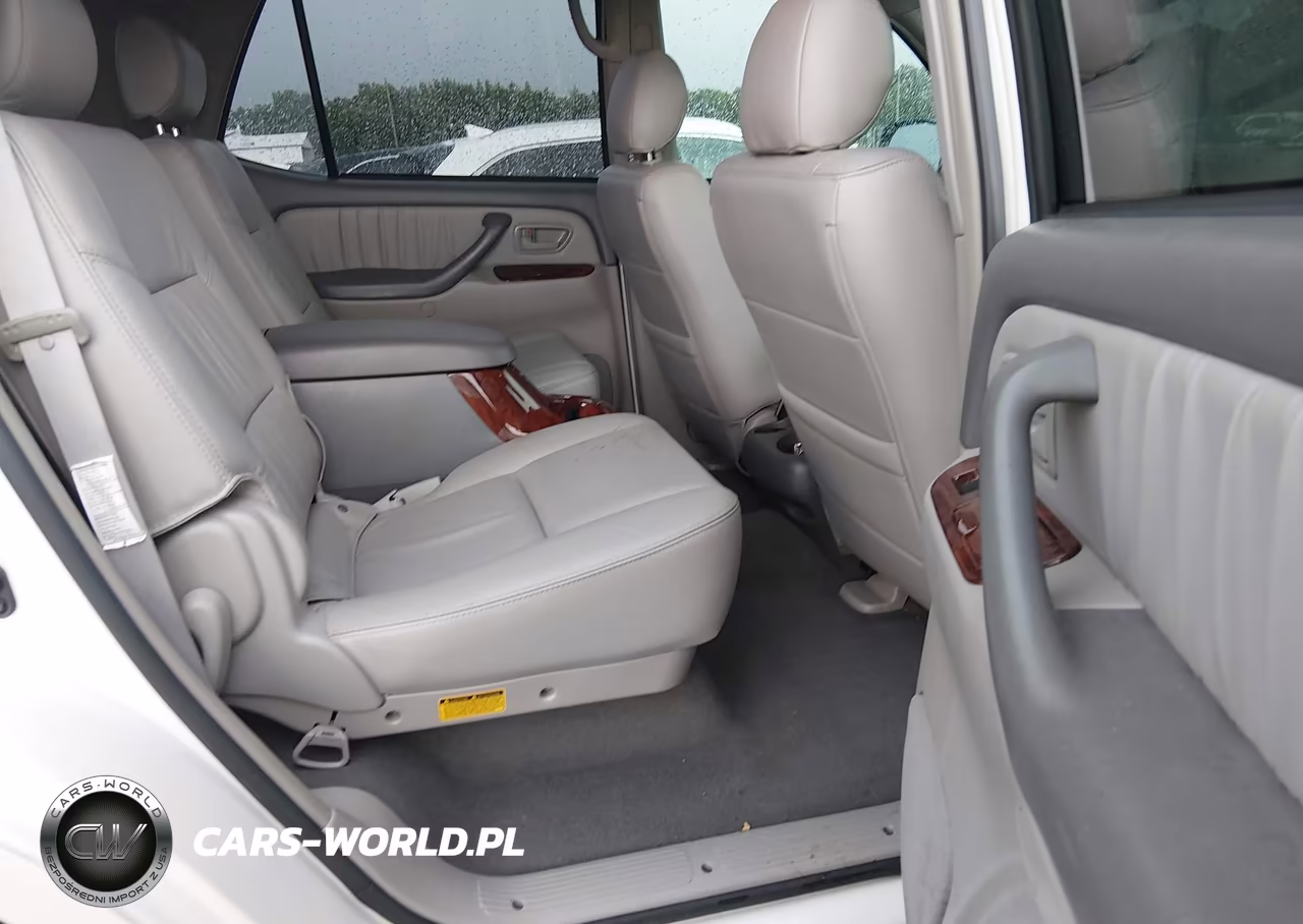 2007 Toyota Sequoia Limited VIN:5TDBT48A87S277670 - 8