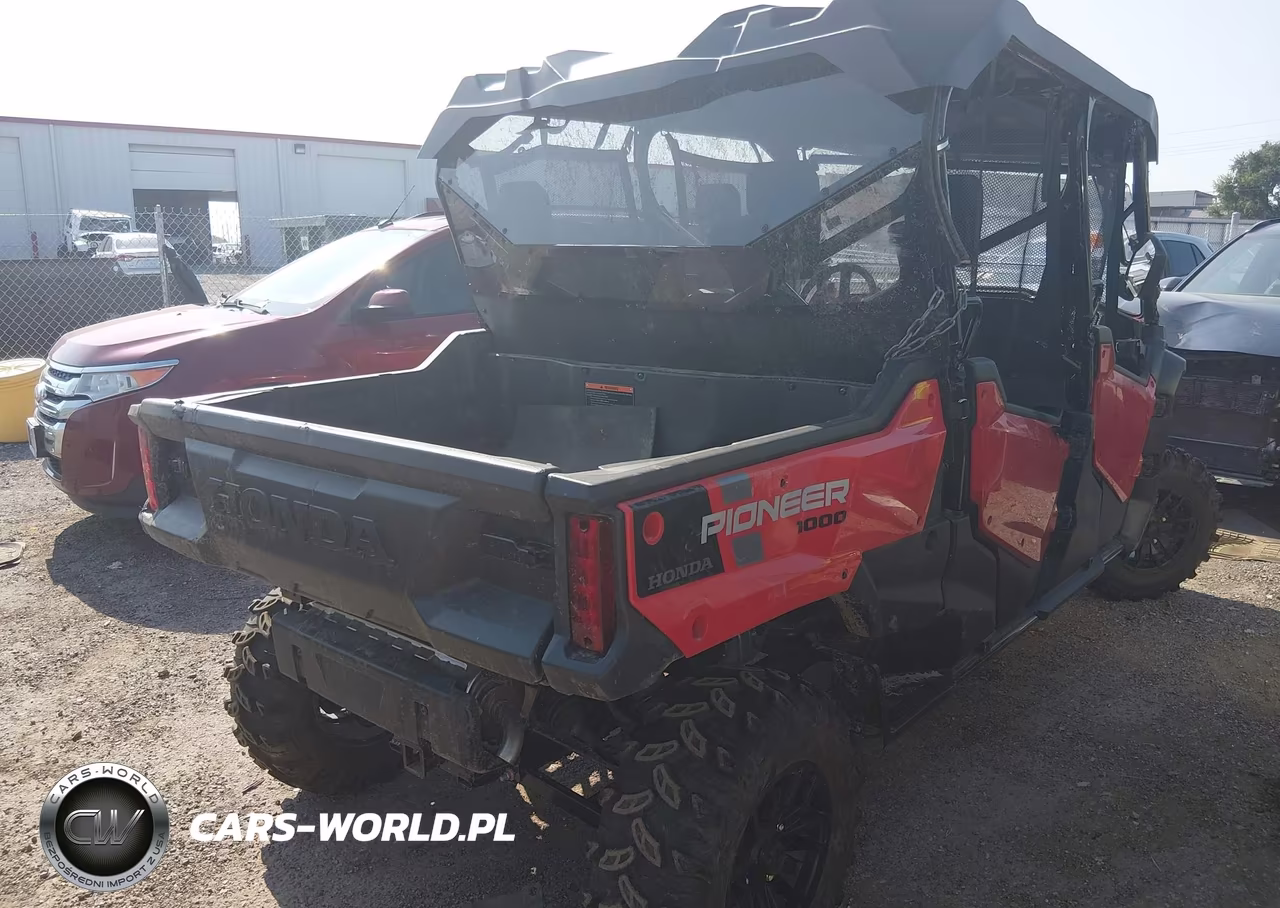 2025 Honda Sxs1000 M6D VIN:1HFVE0816S4202914 - 4
