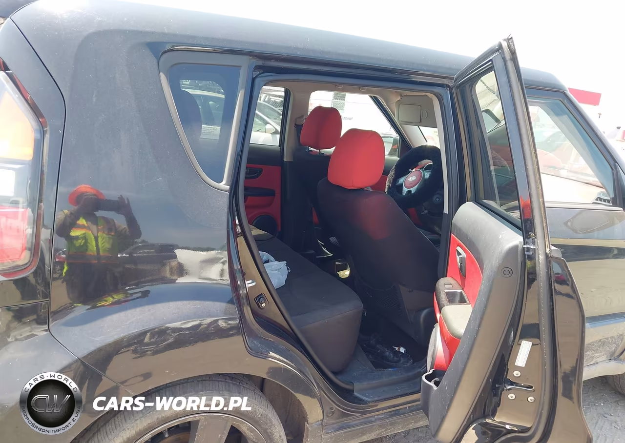 2011 Kia Soul Sport VIN:KNDJT2A20B7226279 - 8