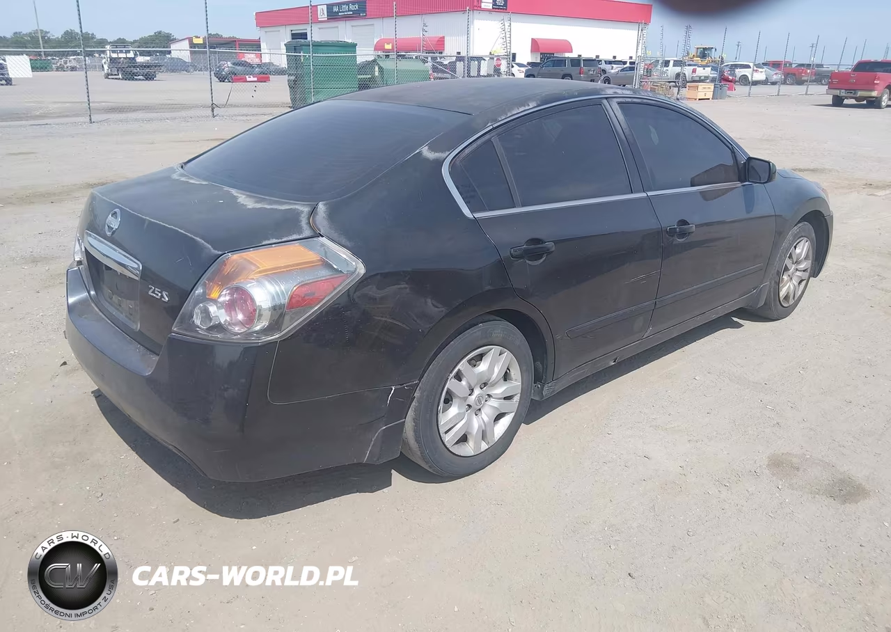 2011 Nissan Altima 2.5 S VIN:1N4AL2AP3BN427929 - 4