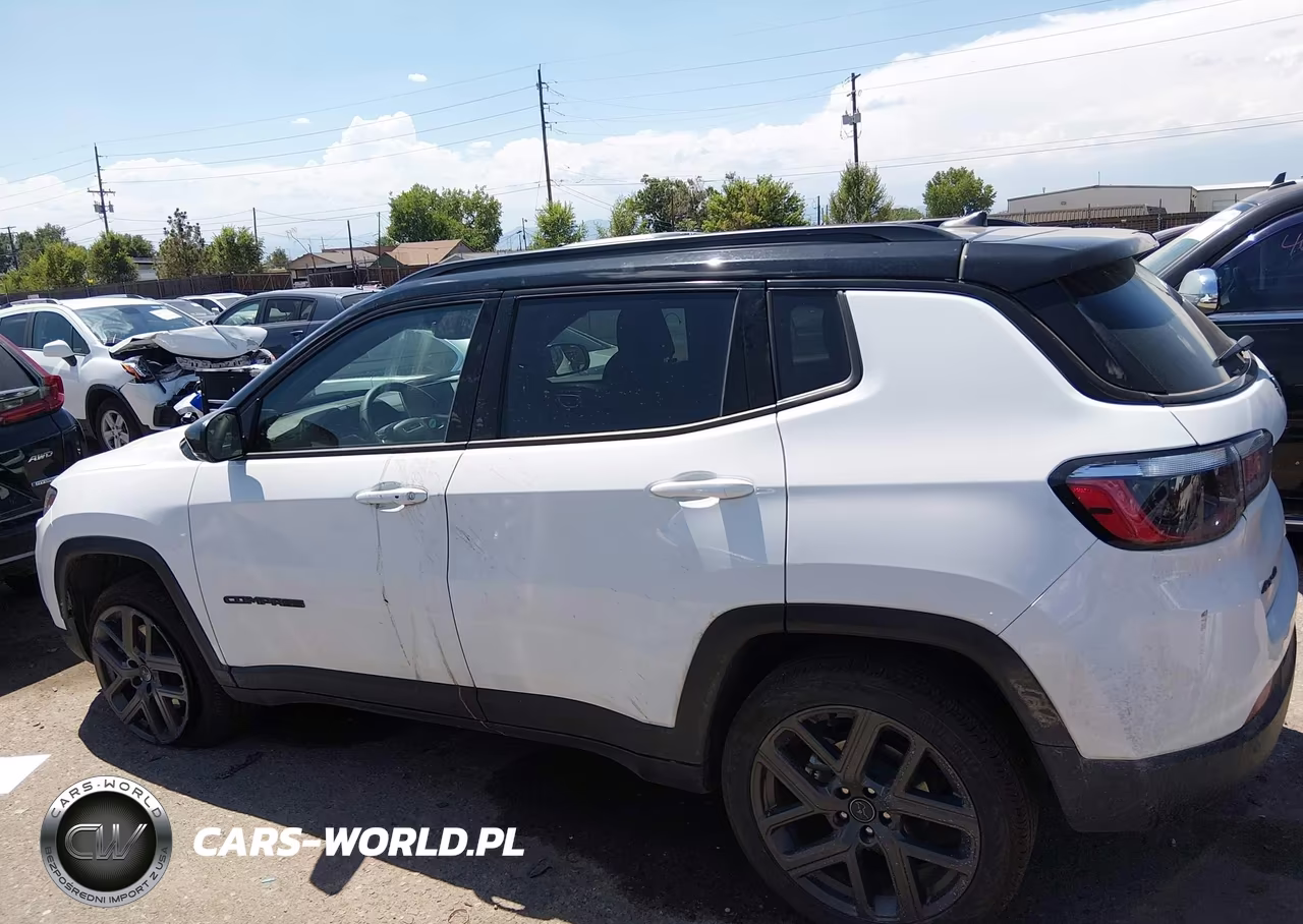 2026 Jeep Compass Limited Altitude VIN:3C4NJDCN5TT188412 - 13