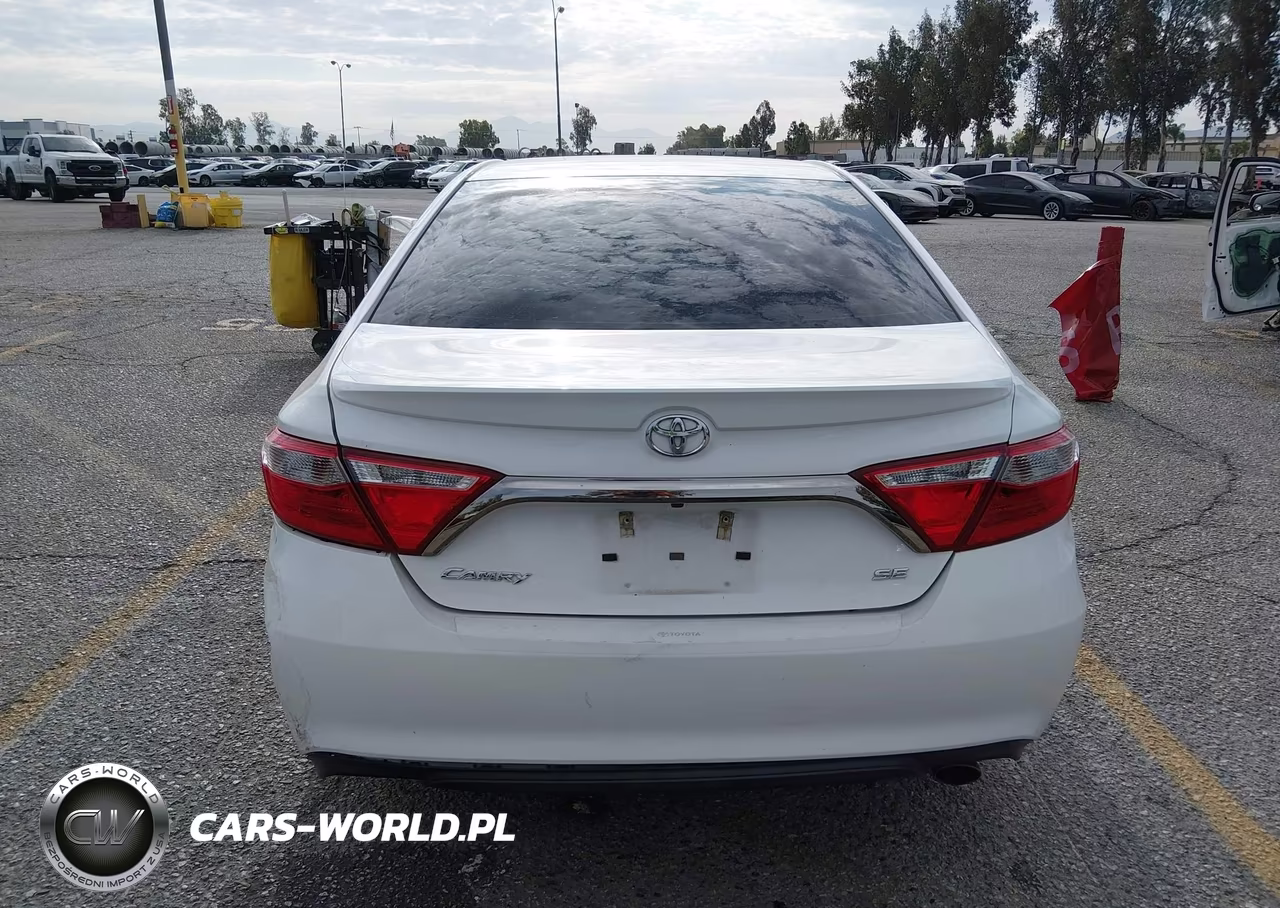 2017 Toyota Camry Se VIN:4T1BF1FK3HU712766 - 16