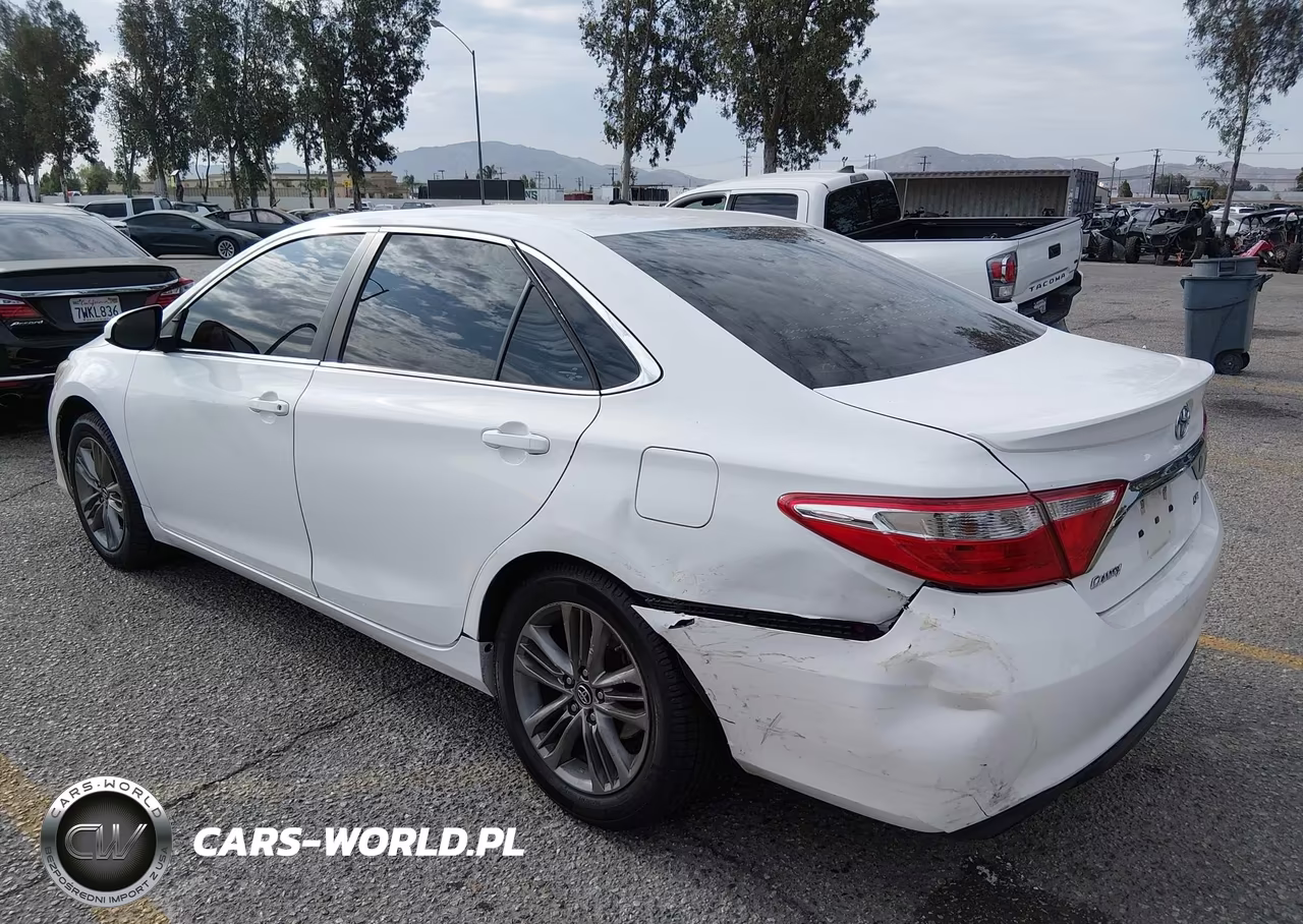 2017 Toyota Camry Se VIN:4T1BF1FK3HU712766 - 3