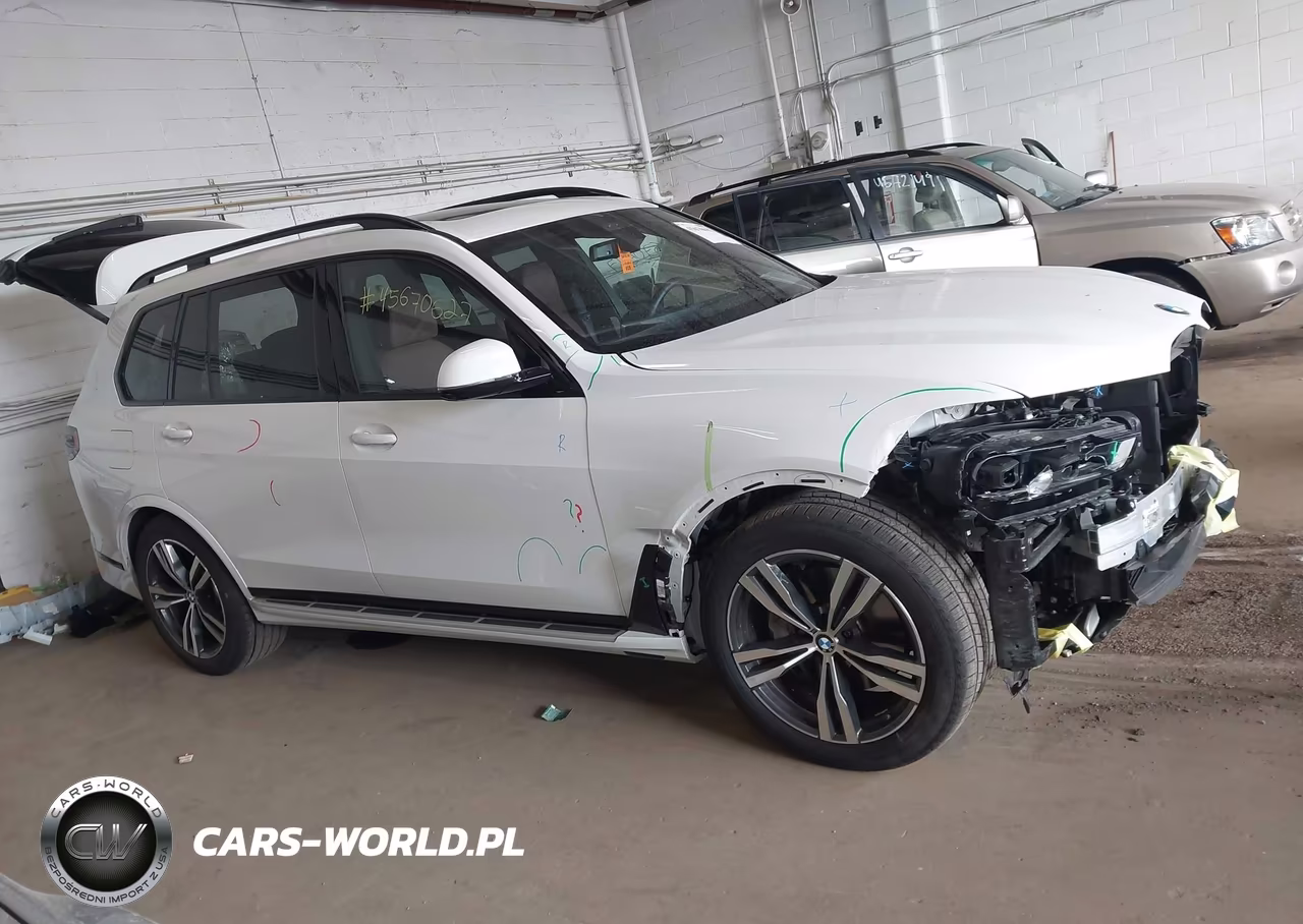 2027 BMW X7 VIN:5UX23EM06V9428938 - 13