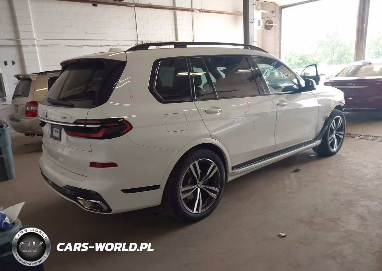2027 BMW X7 VIN:5UX23EM06V9428938 - 4