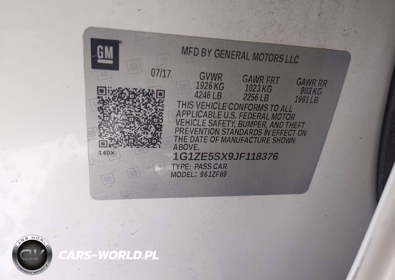 2018 Chevrolet Malibu Premier VIN:1G1ZE5SX9JF118376 - 9