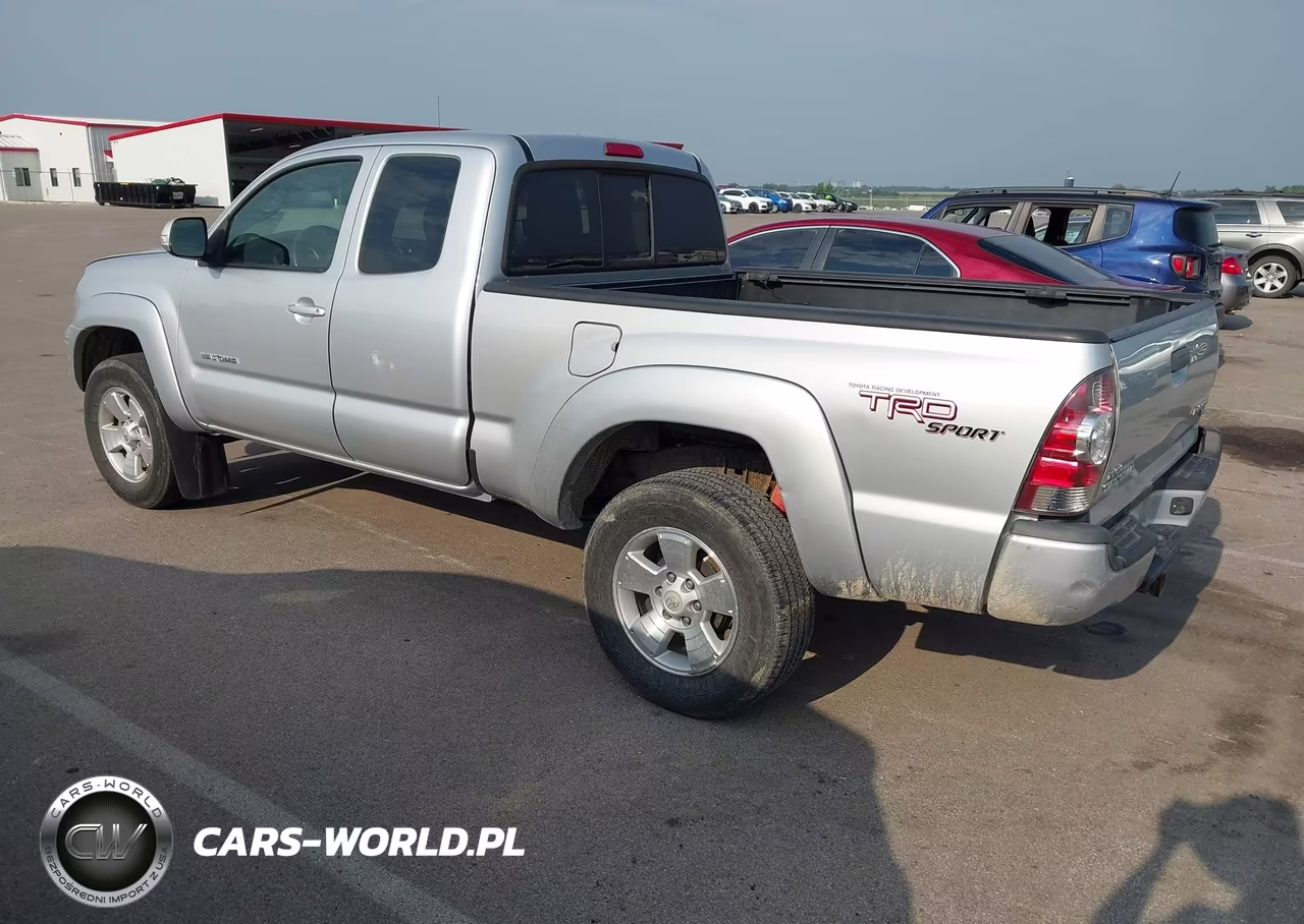 2013 Toyota Tacoma Prerunner V6 VIN:5TFTU4GN9DX034123 - 3