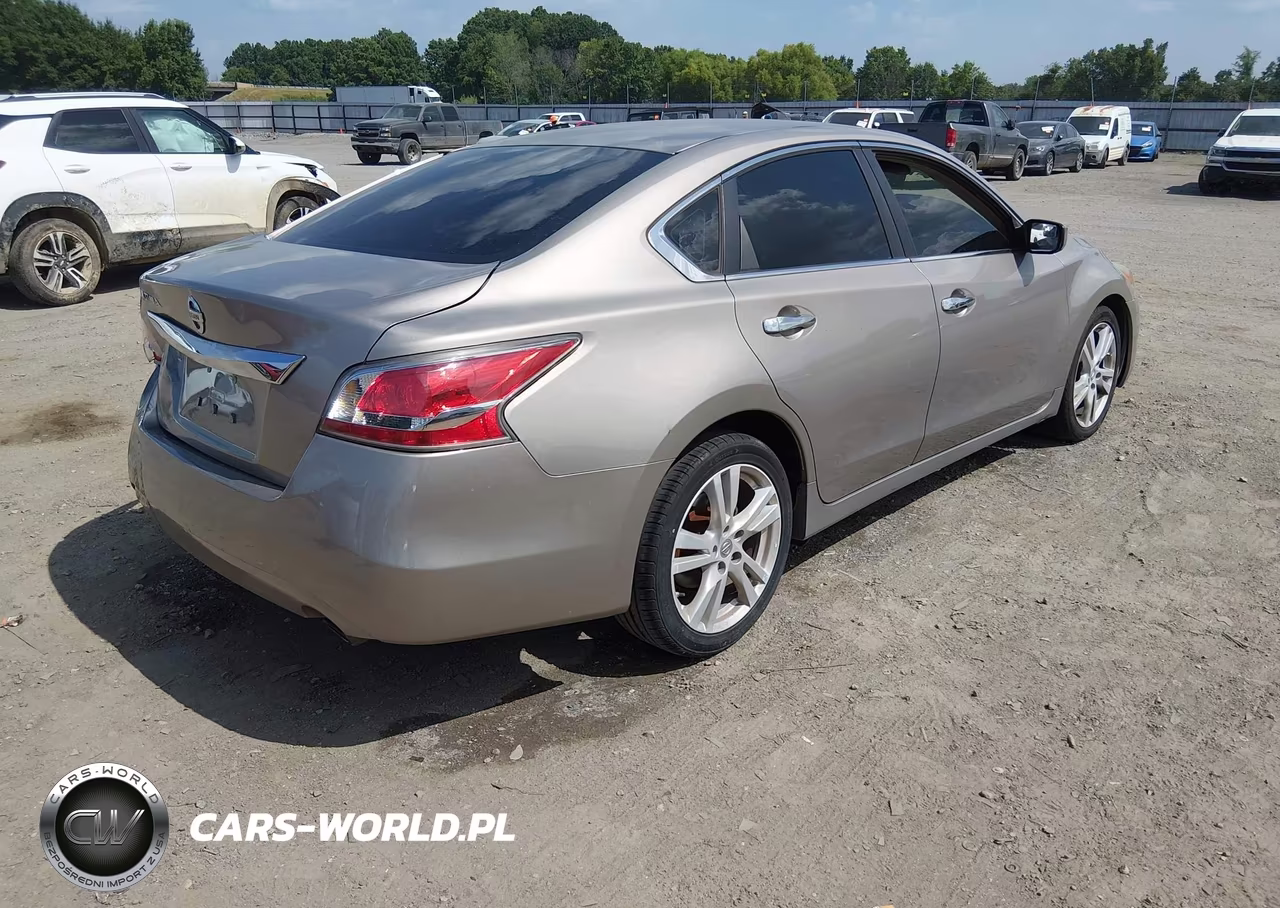 2013 Nissan Altima 3.5 S VIN:1N4BL3AP3DN466498 - 4