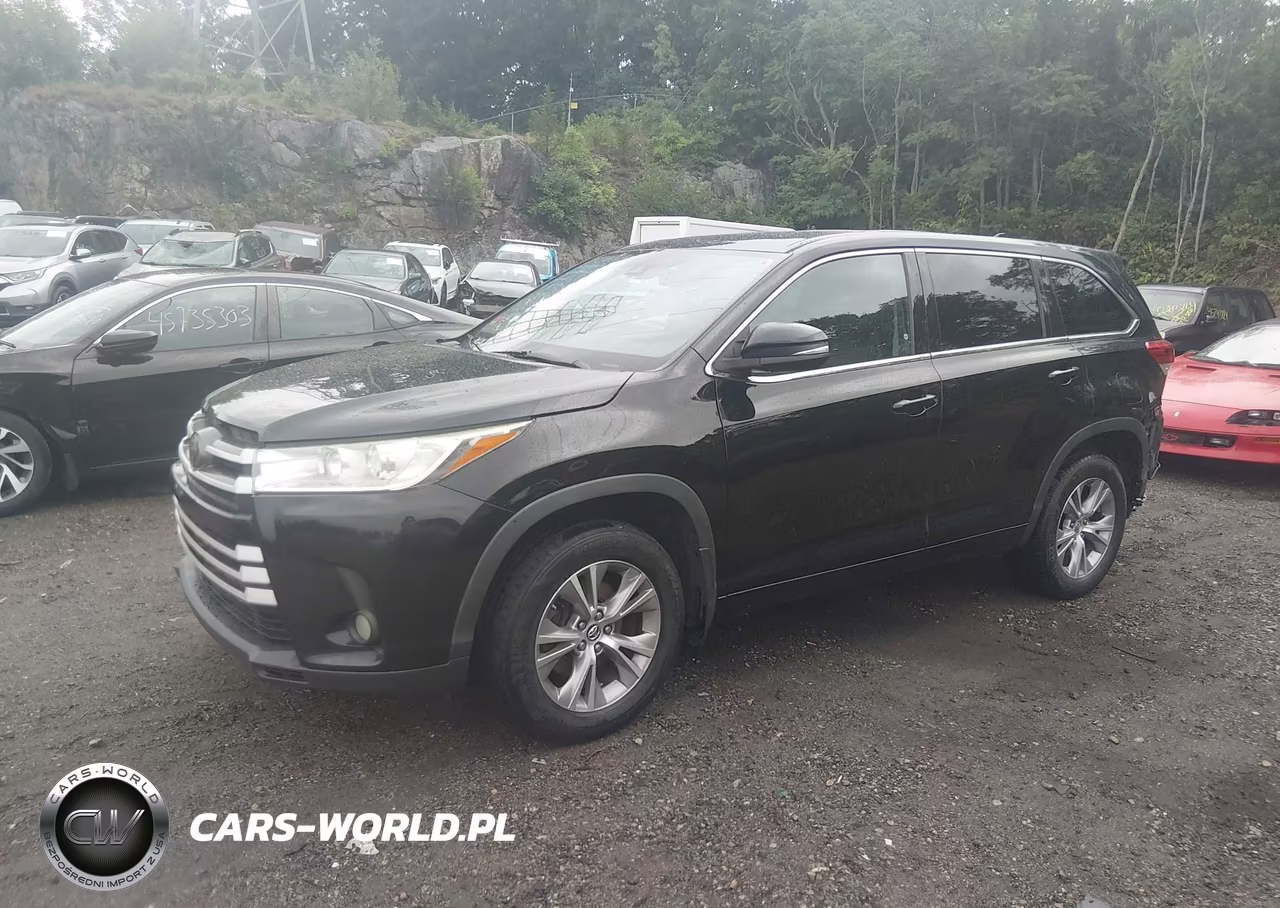 2018 Toyota Highlander Xle VIN:5TDJZRFH1JS908449 - 2