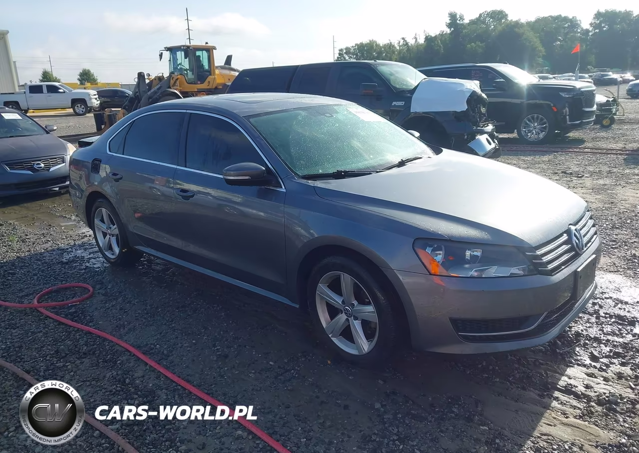 2013 Volkswagen Passat 2.5L Se – zdjęcie 1 z 11