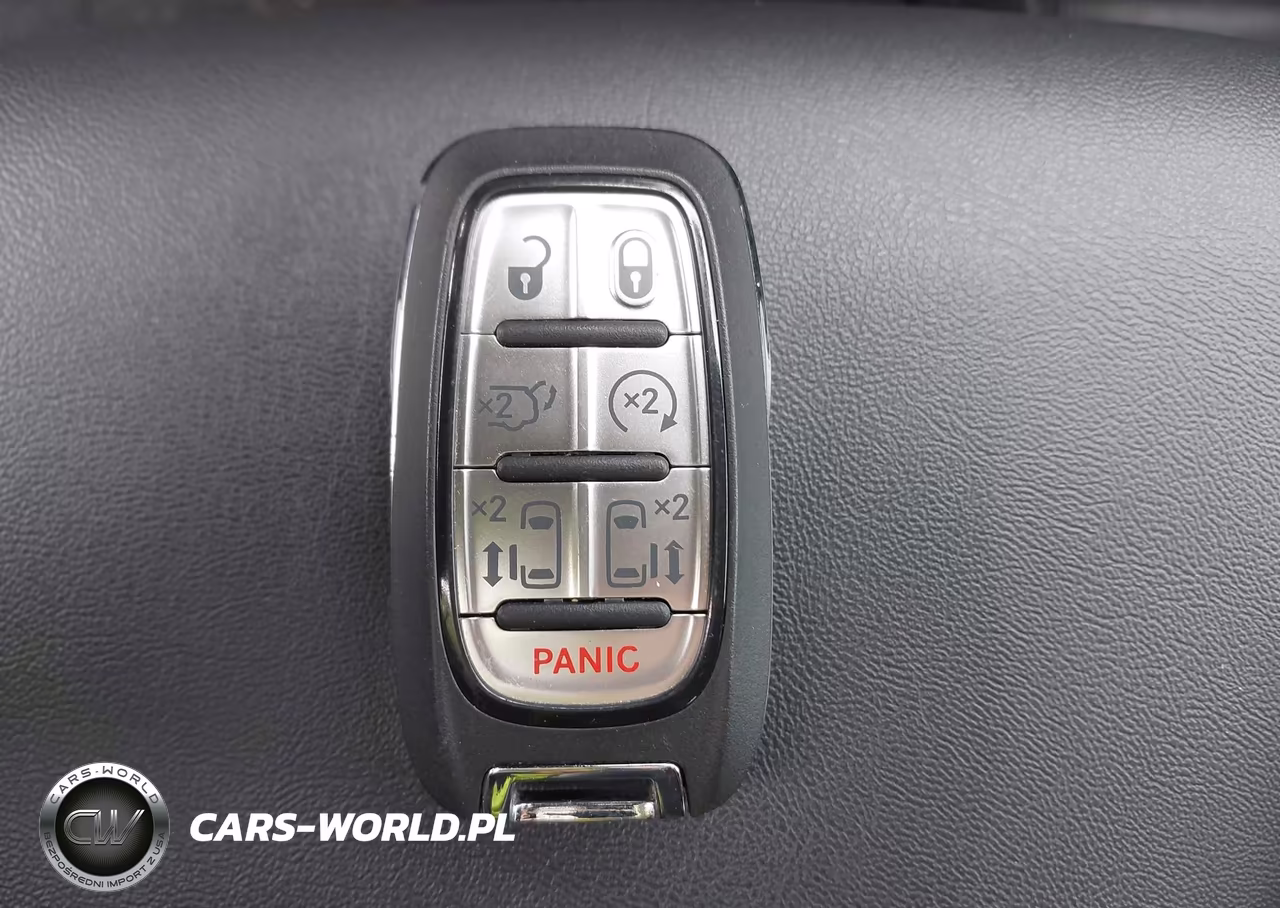 2026 Chrysler Pacifica Select VIN:2C4RC1BG4TR240144 - 11