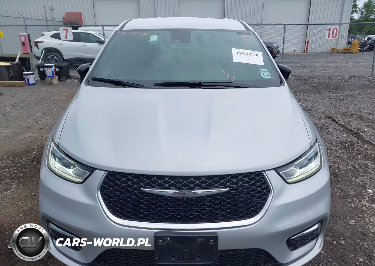 2026 Chrysler Pacifica Select VIN:2C4RC1BG4TR240144 - 12