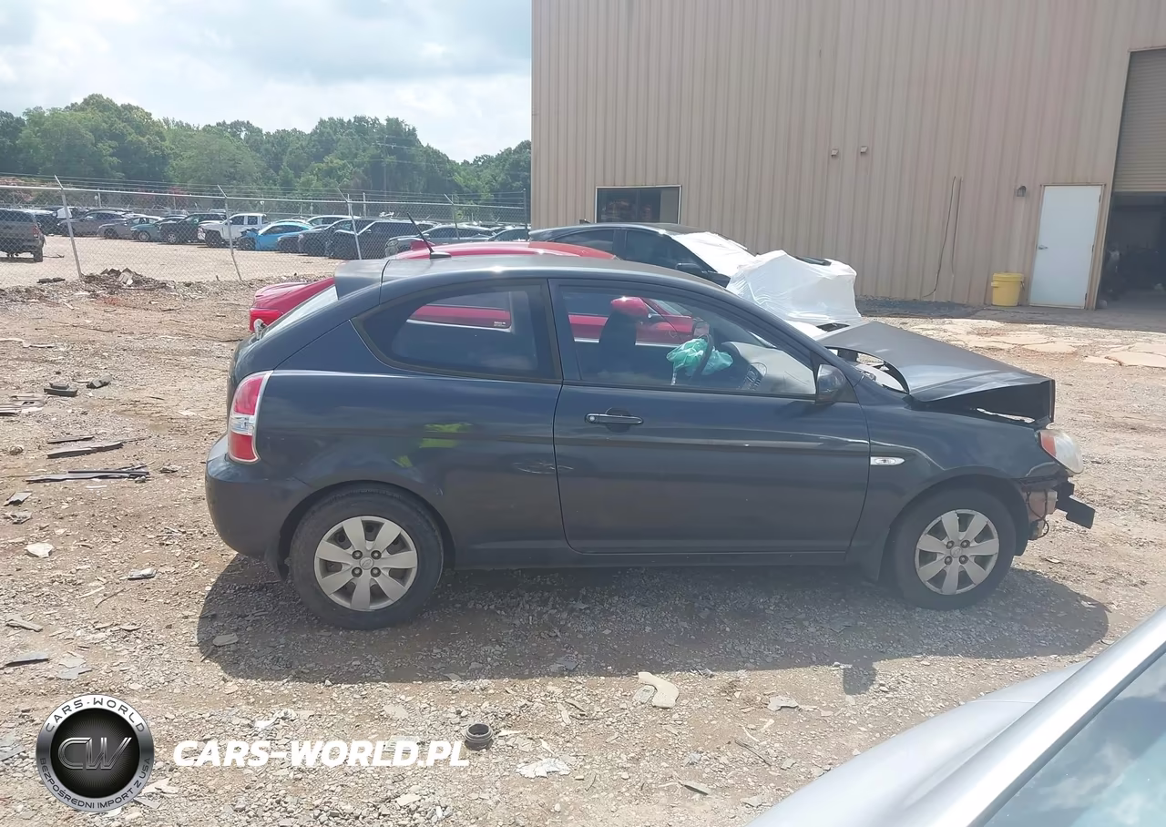 2010 Hyundai Accent Gs VIN:KMHCM3AC3AU168409 - 13