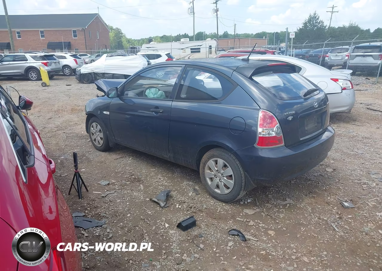 2010 Hyundai Accent Gs VIN:KMHCM3AC3AU168409 - 3