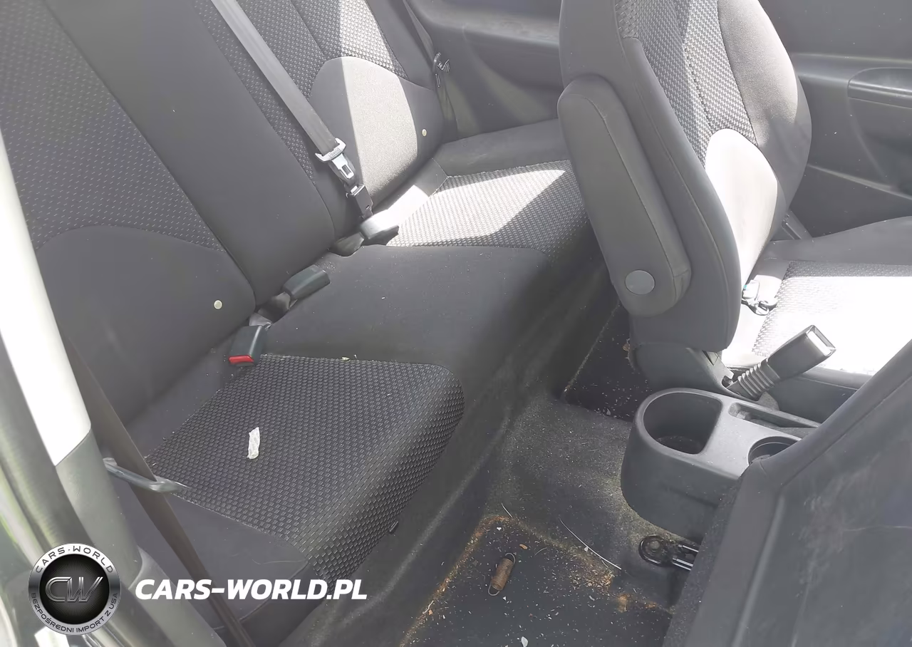 2010 Hyundai Accent Gs VIN:KMHCM3AC3AU168409 - 8