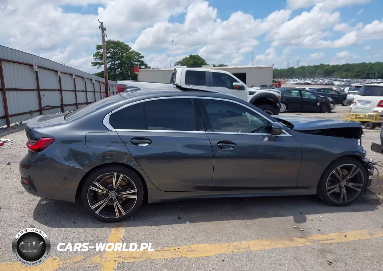 2022 BMW 330I VIN:3MW5R1J04N8C25029 - 13