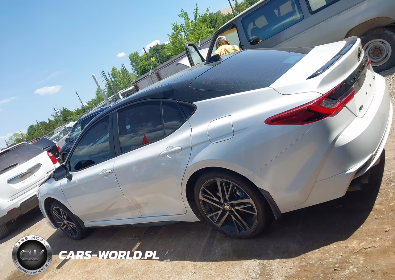 2025 Toyota Camry Xse VIN:4T1DAACK4SU057956 - 14