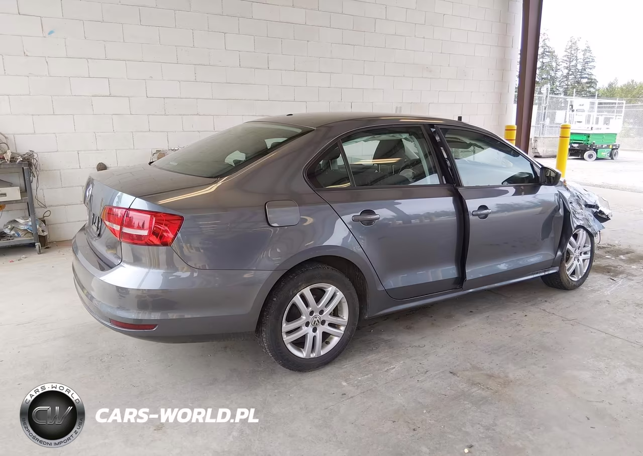 2015 Volkswagen Jetta 2.0L S VIN:3VW2K7AJ4FM201857 - 4