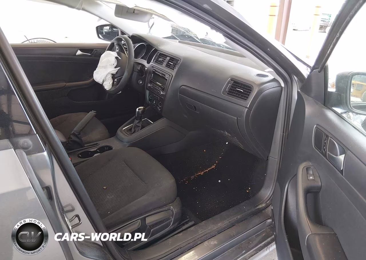 2015 Volkswagen Jetta 2.0L S VIN:3VW2K7AJ4FM201857 - 5