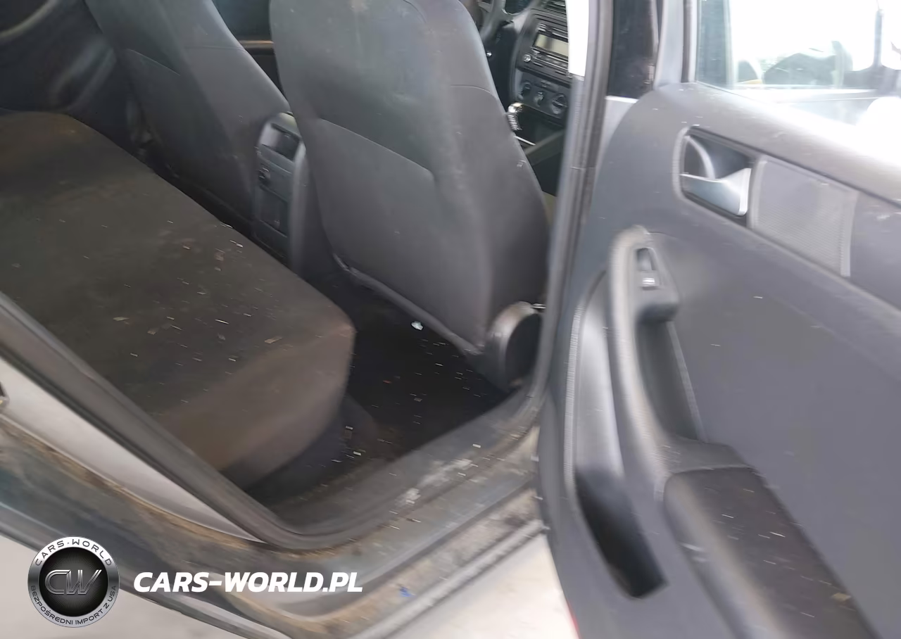 2015 Volkswagen Jetta 2.0L S VIN:3VW2K7AJ4FM201857 - 8