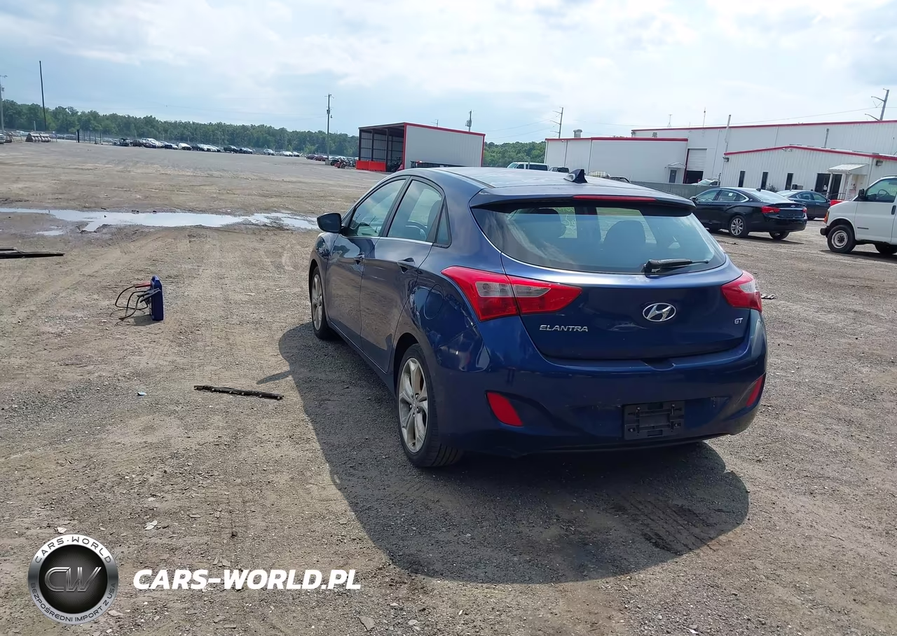 2013 Hyundai Elantra Gt VIN:KMHD35LE3DU082975 - 3