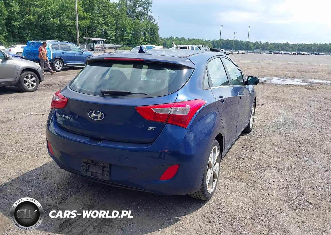 2013 Hyundai Elantra Gt VIN:KMHD35LE3DU082975 - 4