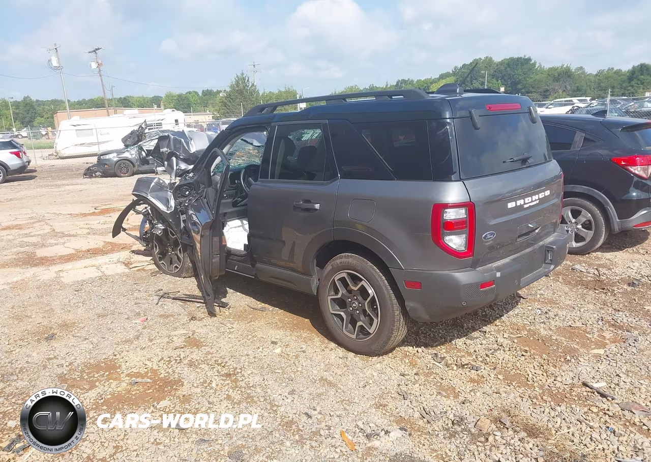 2025 Ford Bronco Sport Outer Banks VIN:3FMCR9CNXSRE26274 - 3