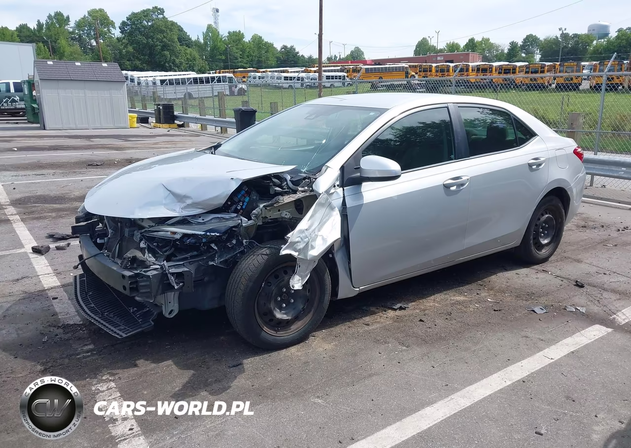 2018 Toyota Corolla Le VIN:2T1BURHE9JC007988 - 2