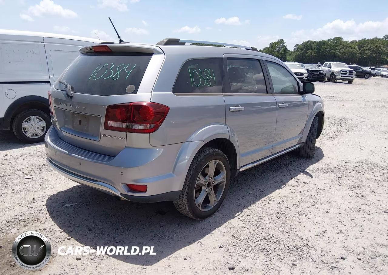 2016 Dodge Journey Crossroad Plus VIN:3C4PDCGB3GT165999 - 4