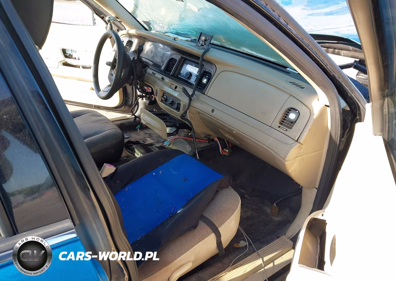 2011 Ford Crown Victoria Police Interceptor VIN:2FABP7BV4BX152394 - 5
