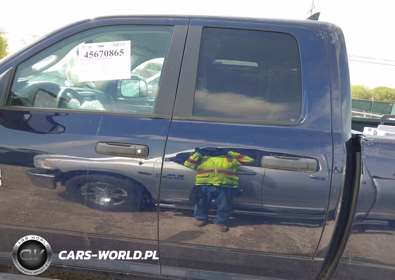2015 Ram 1500 Outdoorsman VIN:1C6RR7GT1FS657108 - 15