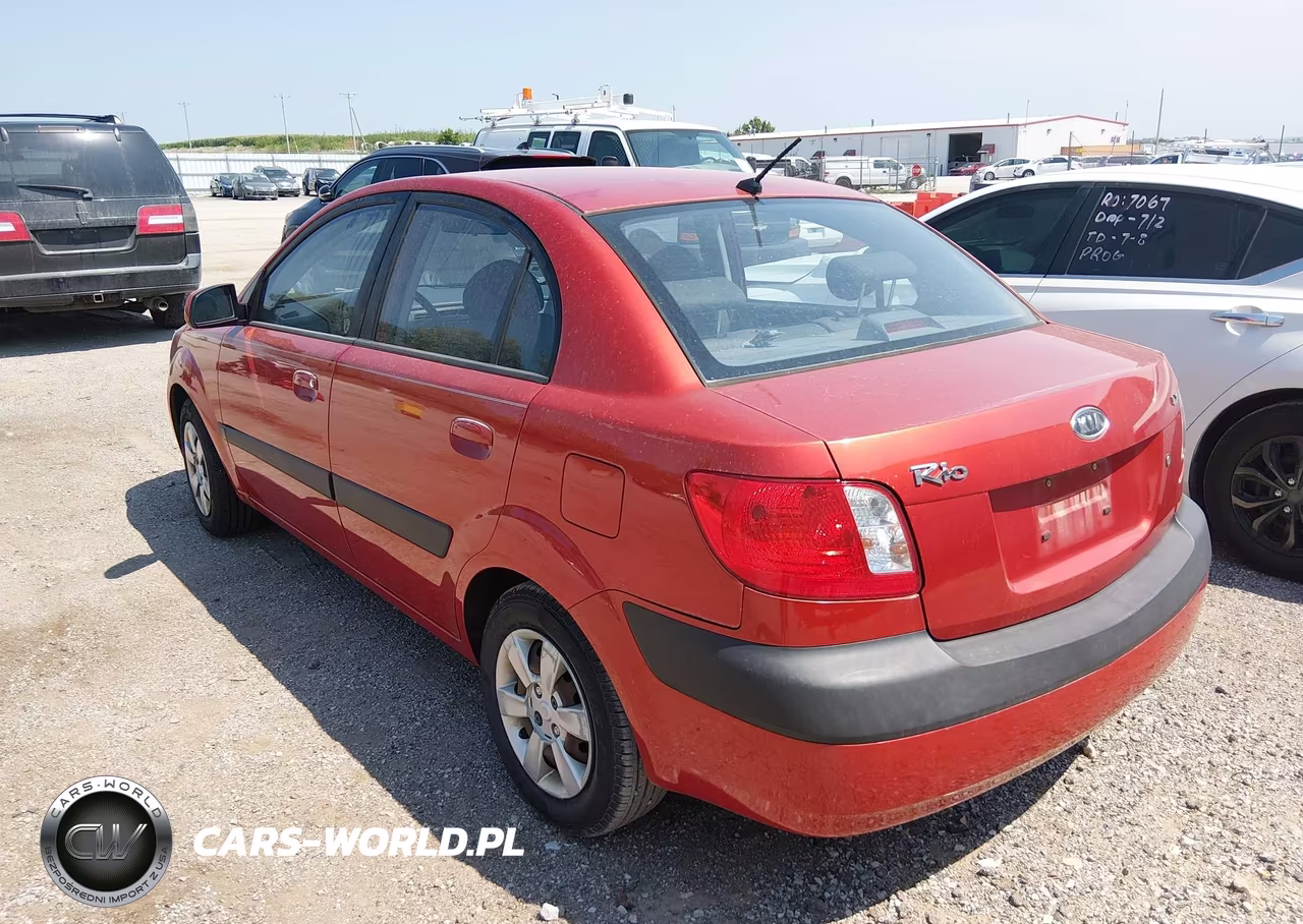 2007 Kia Rio Lx VIN:KNADE123976208205 - 3