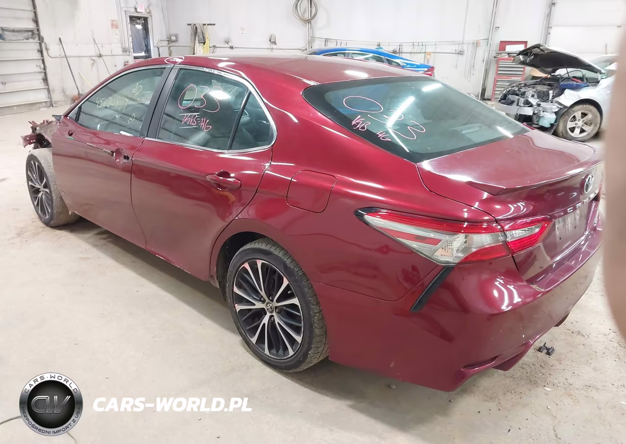 2018 Toyota Camry Se VIN:4T1B11HK3JU546895 - 3