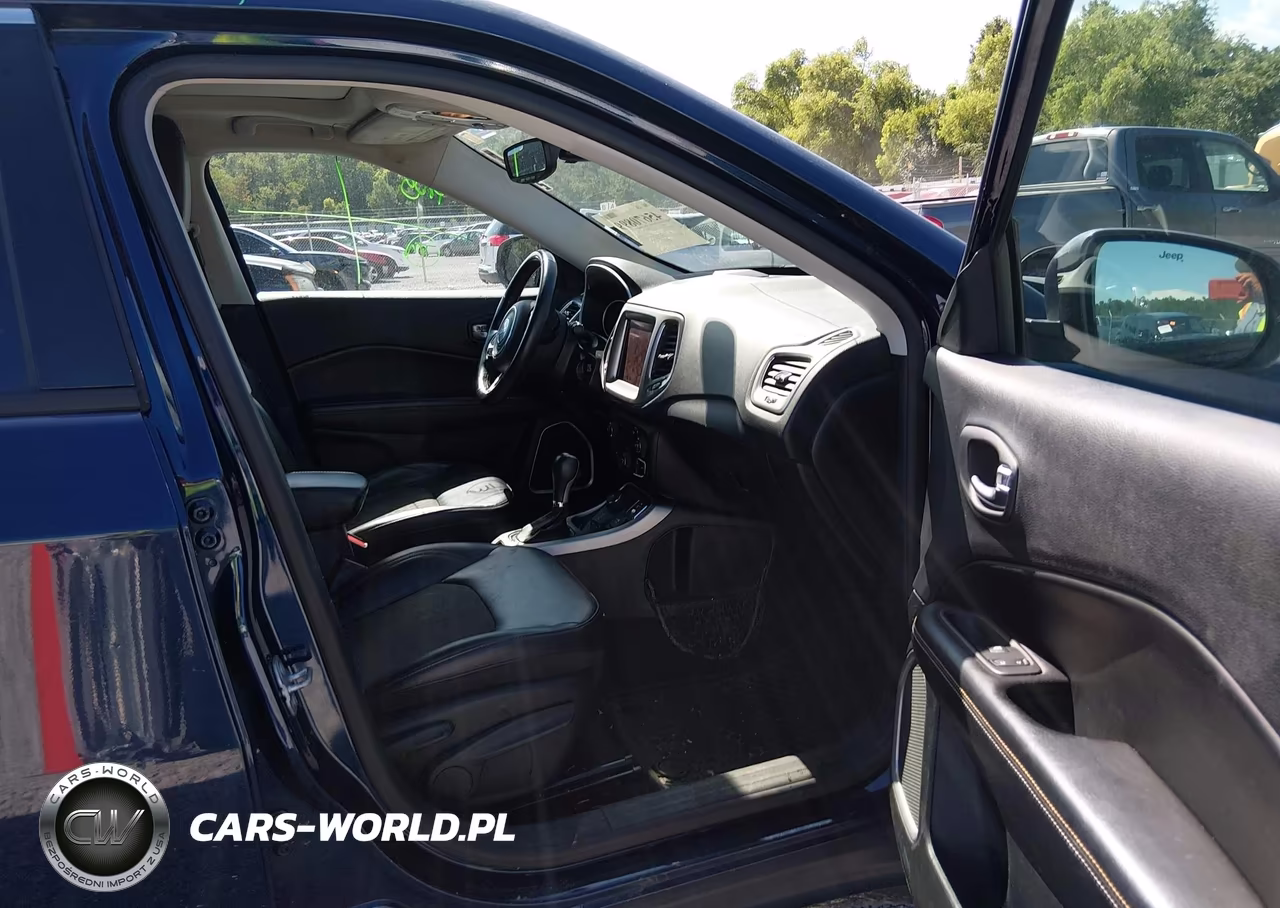 2017 Jeep Compass Latitude VIN:3C4NJDBB8HT692452 - 5