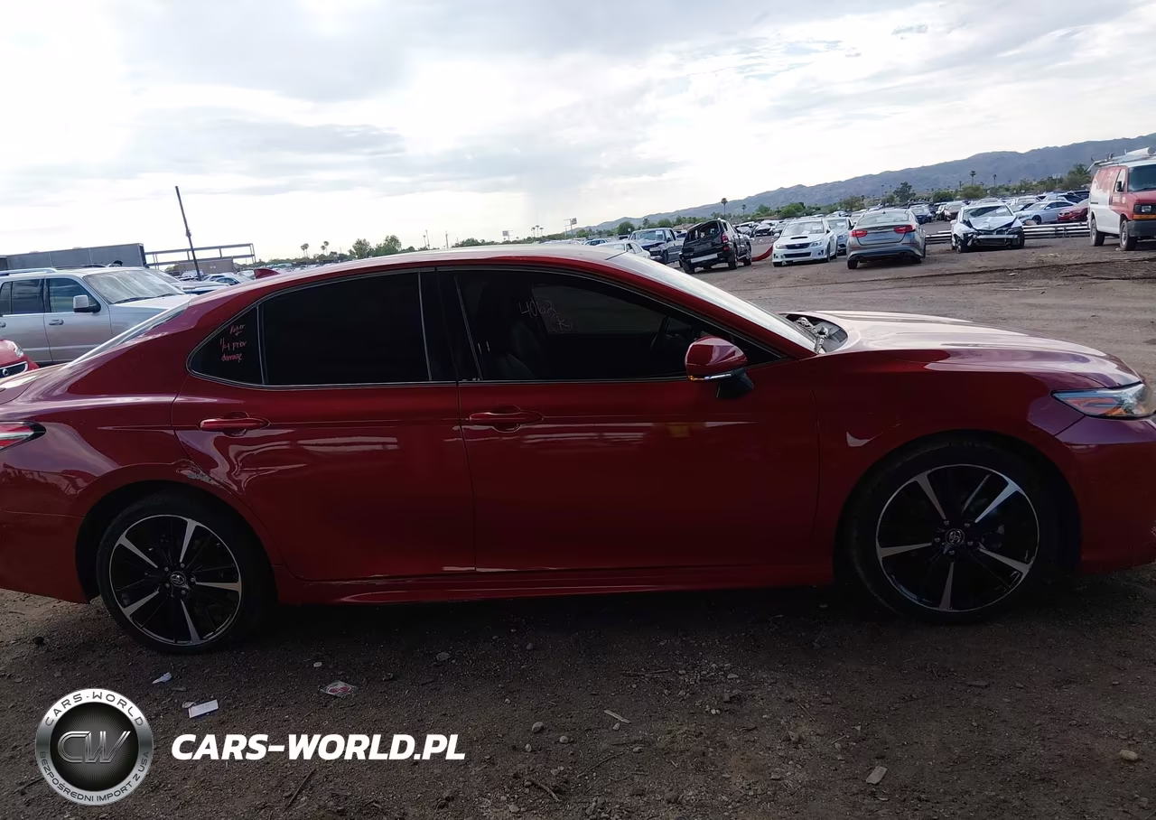 2019 Toyota Camry Xse VIN:4T1B61HKXKU186558 - 13