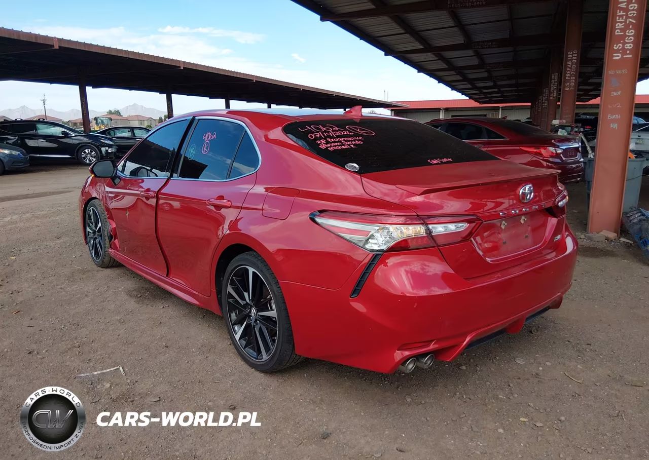 2019 Toyota Camry Xse VIN:4T1B61HKXKU186558 - 3