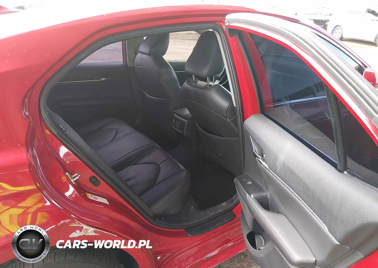 2019 Toyota Camry Xse VIN:4T1B61HKXKU186558 - 8