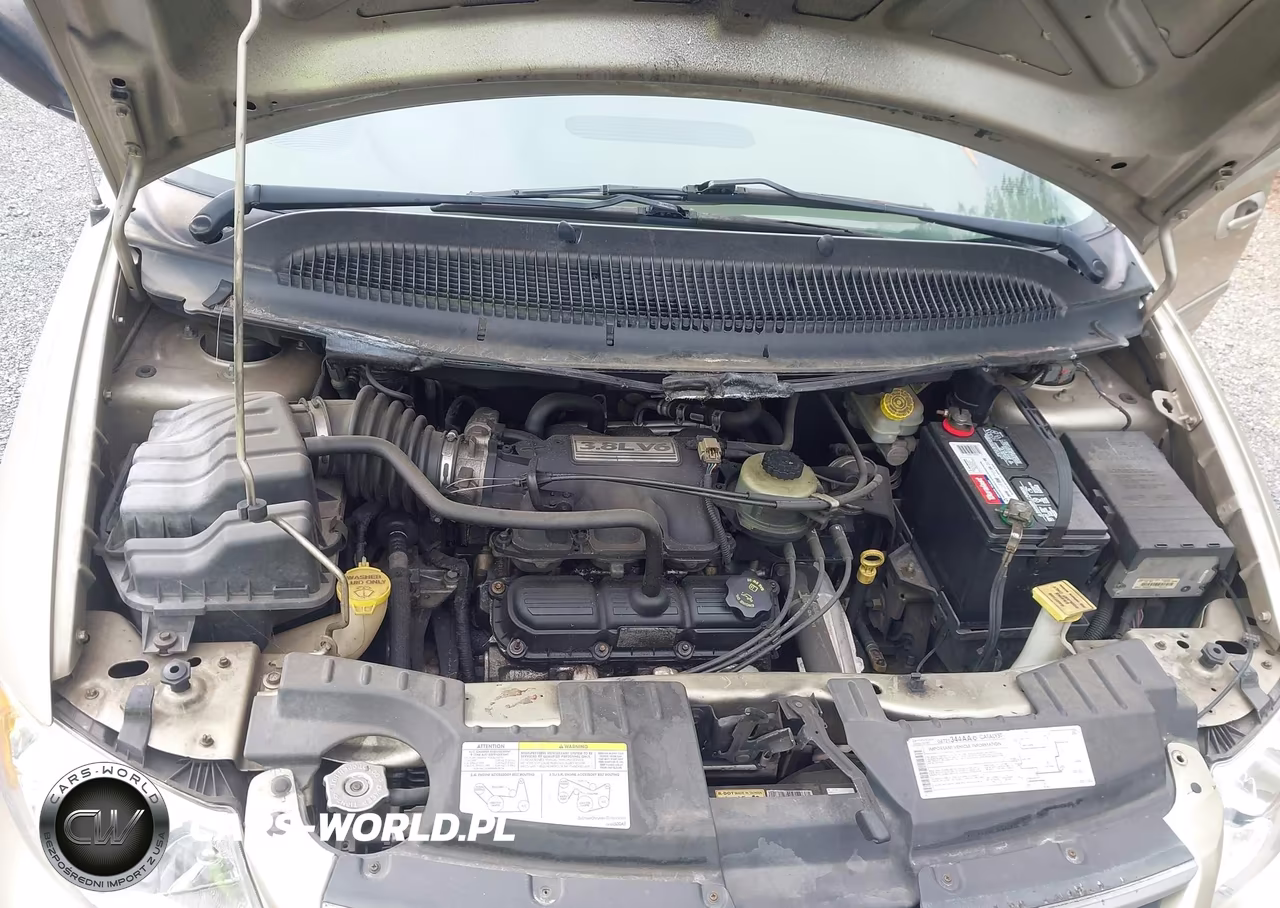 2005 Chrysler Town & Country Limited VIN:2C8GP64L85R182219 - 10